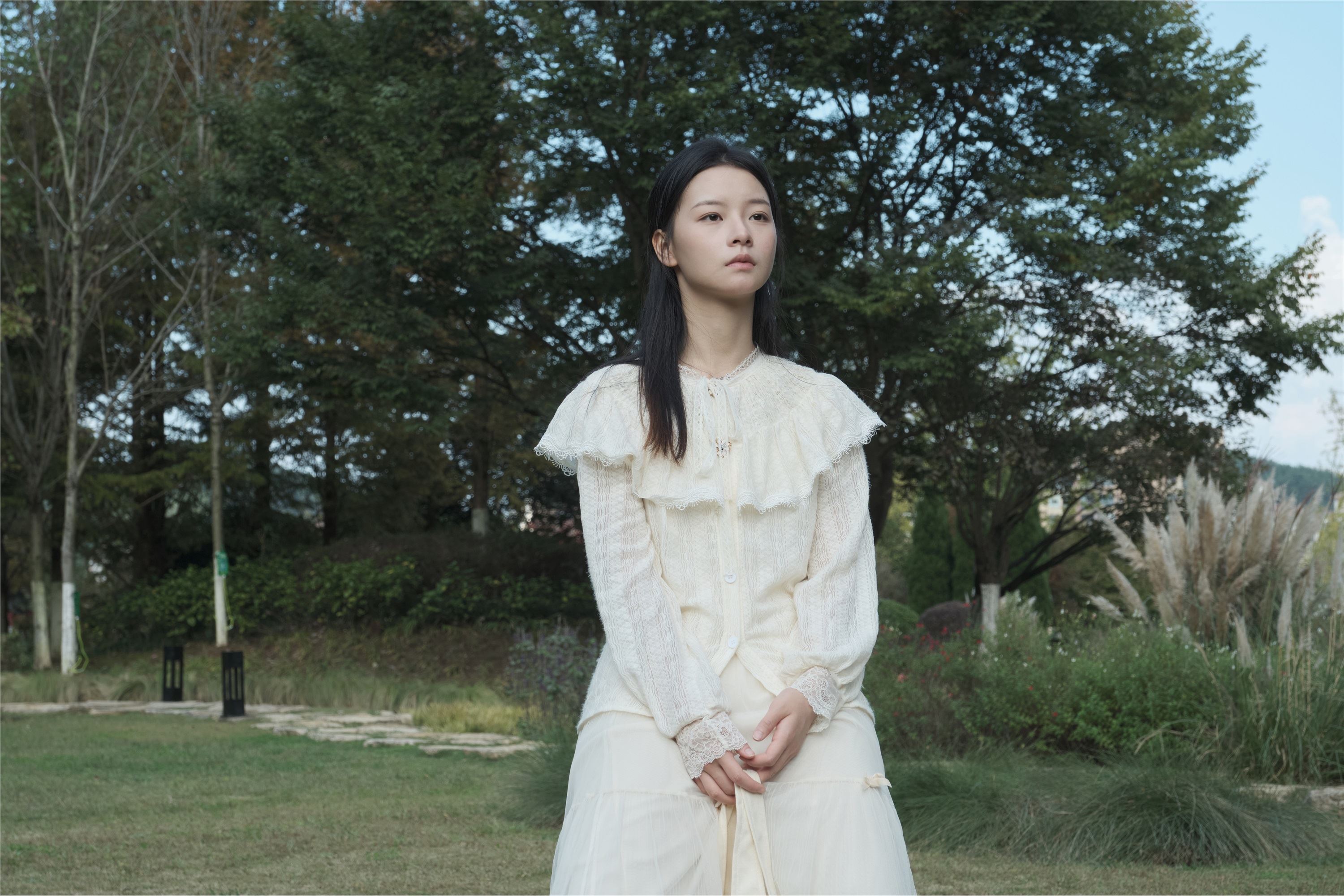 YITUYU艺图语 2025.01.02 秋游 蝴蝶妹妹